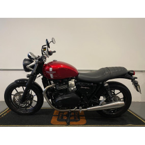 Triumph Street Twin 900