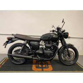 Triumph Bonneville T120 Black