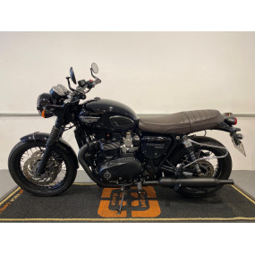 Triumph Bonneville T120 Black