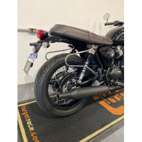 Triumph Bonneville T120 Black