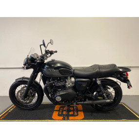 Triumph Bonneville T120 Black