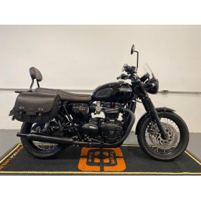 Triumph Bonneville T120 Black