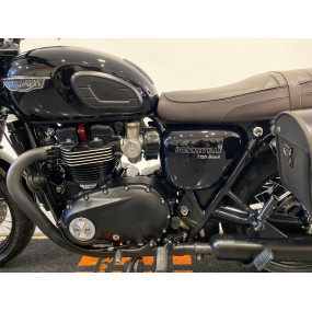 Triumph Bonneville T120 Black