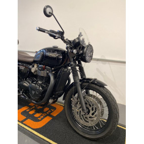 Triumph Bonneville T120 Black