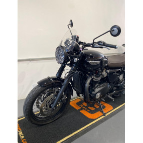 Triumph Bonneville T120 Black