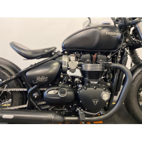Triumph Bonneville Bobber Black