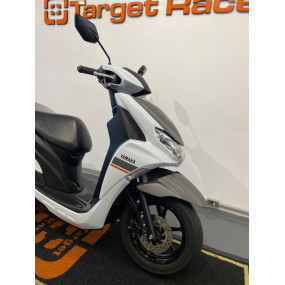 Yamaha Fluo 125