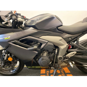 Triumph Daytona 660