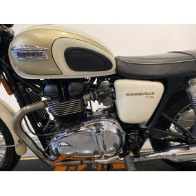 Triumph Bonneville T100