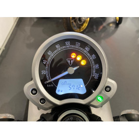 Triumph Street Twin 900