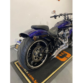 Harley Davidson Breakout 114