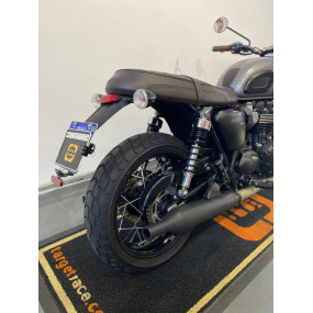 Triumph Bonneville T120 Black