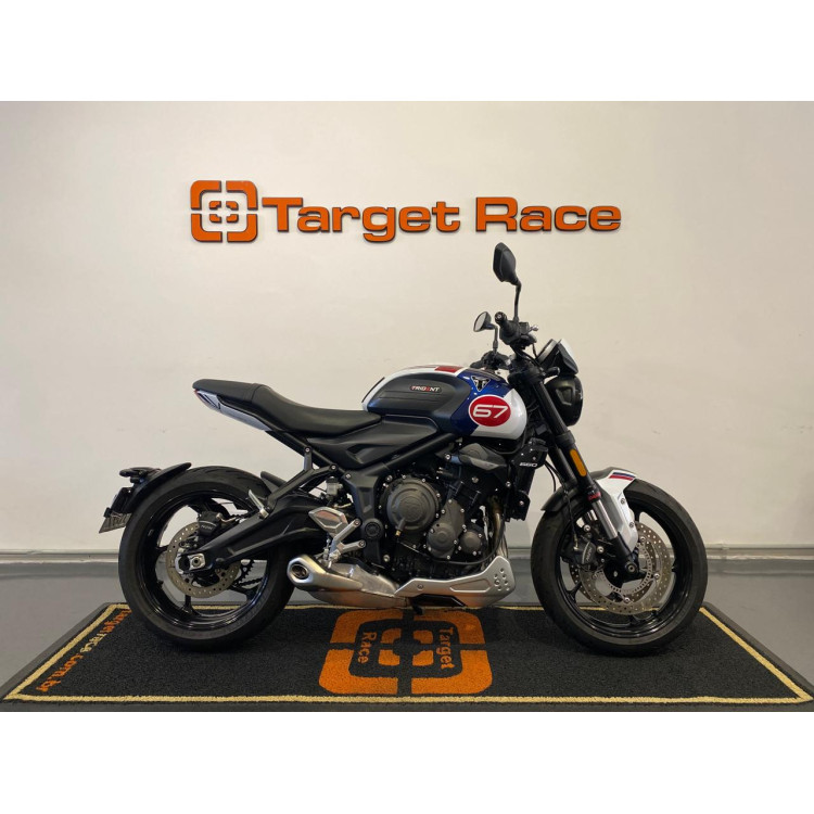 Triumph Trident Tribute