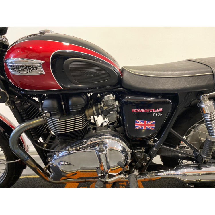Triumph Bonneville T100