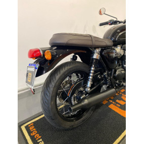 Triumph Bonneville T120 Black