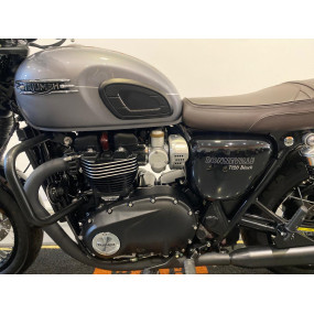 Triumph Bonneville T120 Black