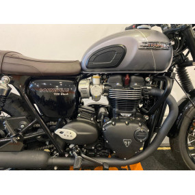 Triumph Bonneville T120 Black