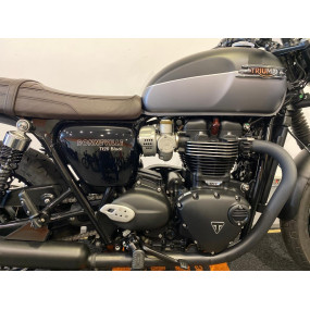 Triumph Bonneville T120 Black