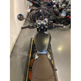 Triumph Bonneville T120 Black