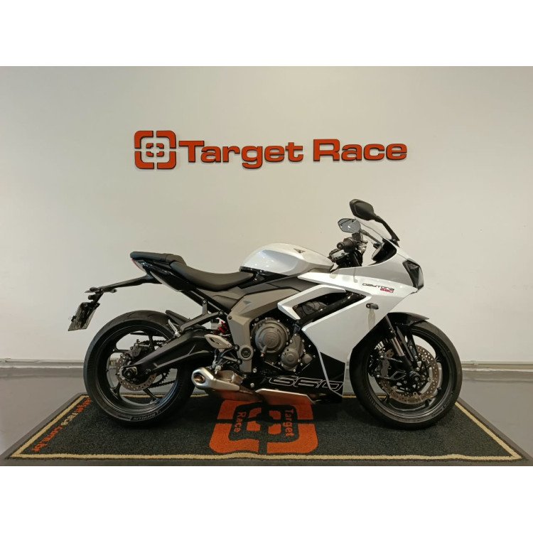 Triumph Daytona 660